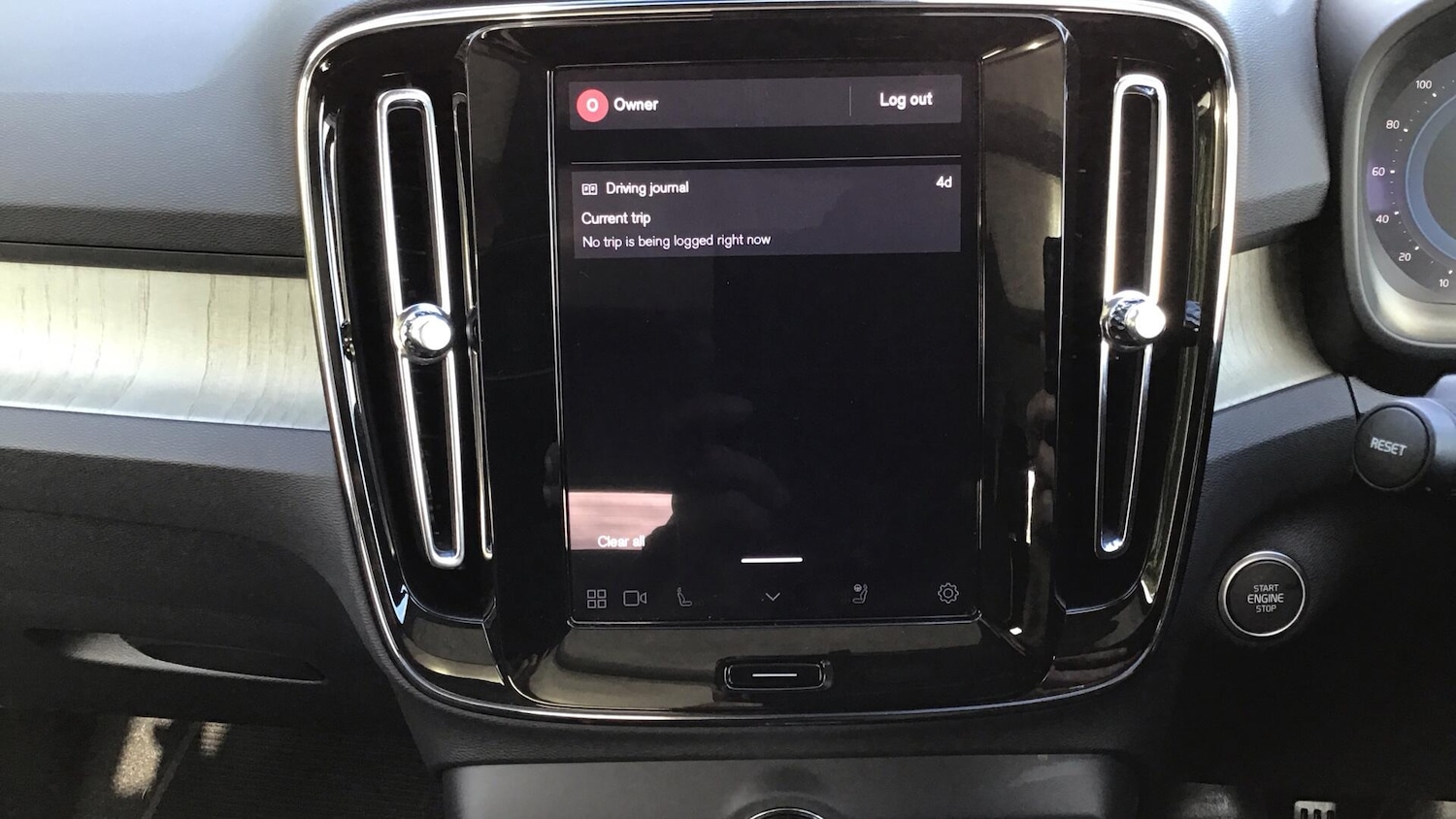 Used Volvo XC40 2025 for sale - 76671432: Photo 30