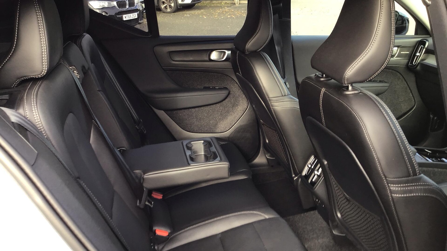 Used Volvo XC40 2025 for sale - 76671432: Photo 6