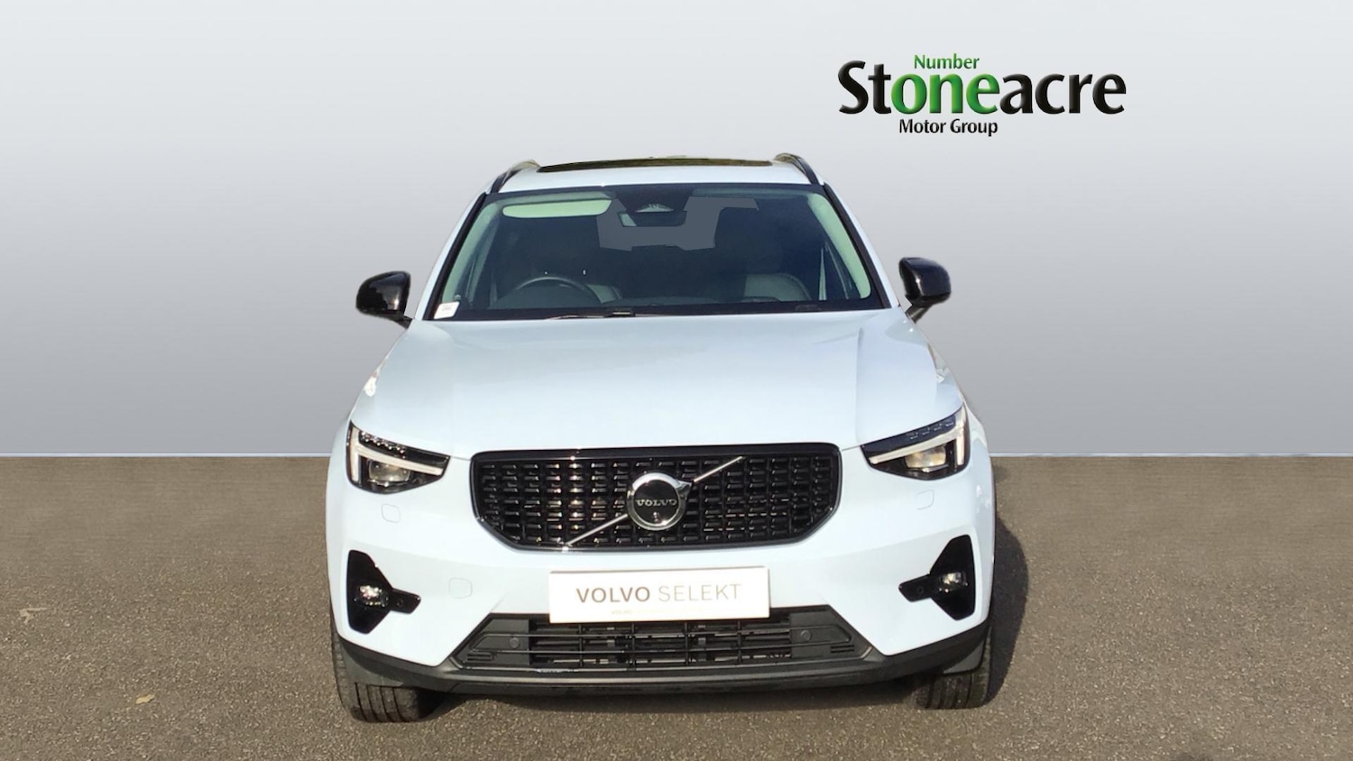 Used Volvo XC40 2025 for sale - 76671432: Photo 8