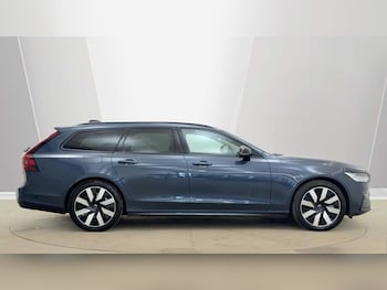 Used Volvo V90 2025 for sale - 78572848: Photo