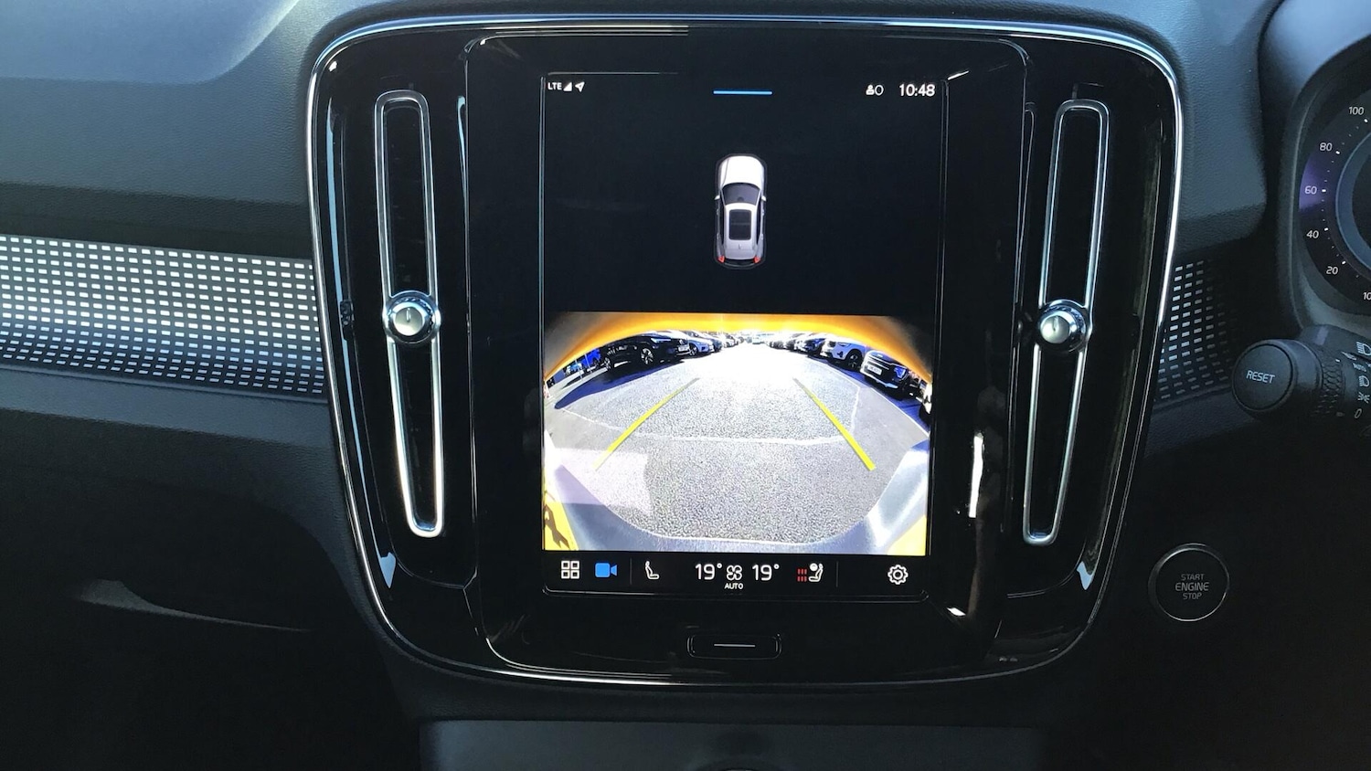 Used Volvo XC40 2025 for sale - 76766027: Photo 19