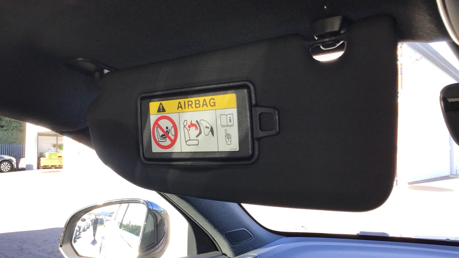 Used Volvo XC40 2025 for sale - 76766027: Photo 31