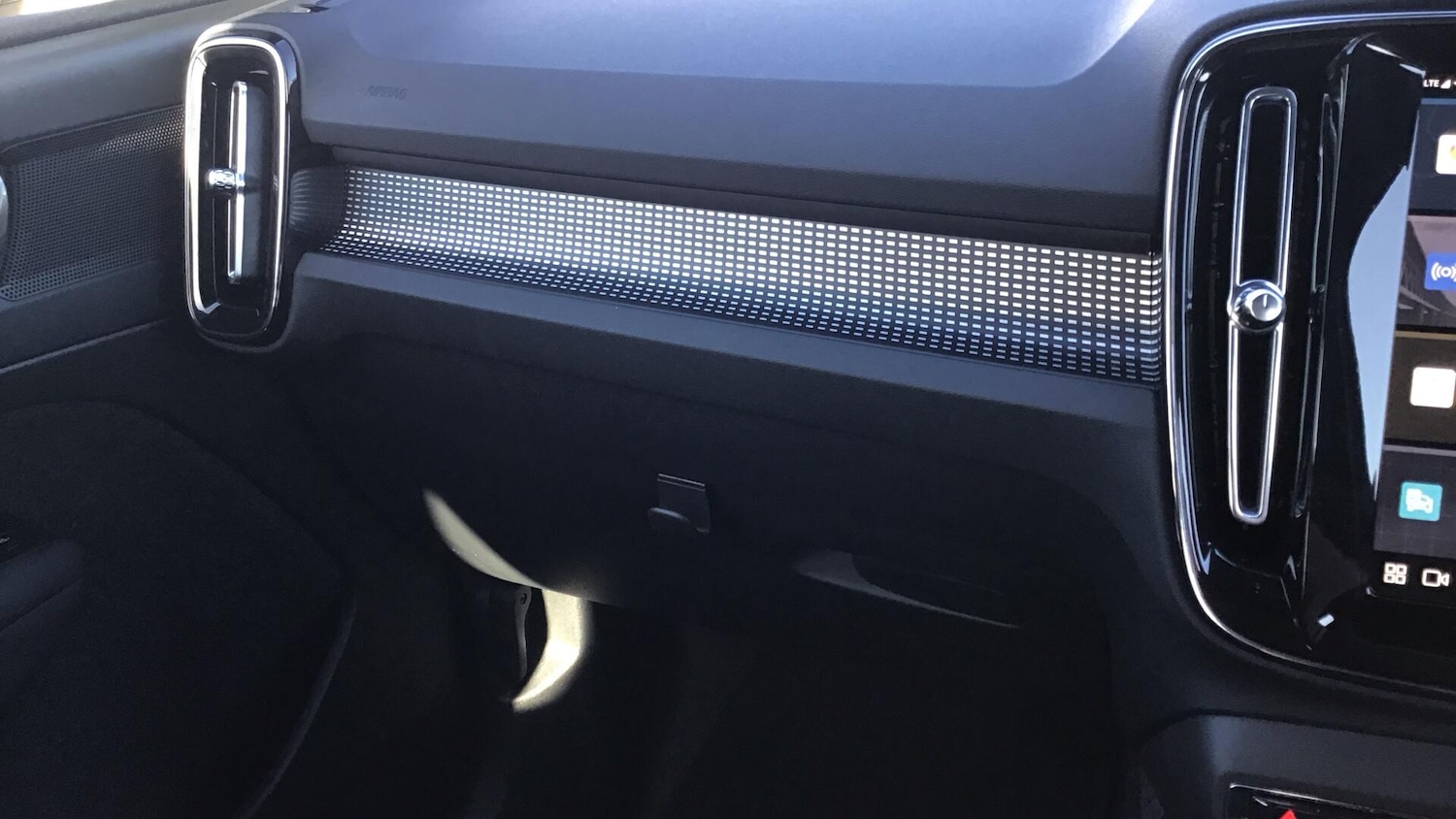 Used Volvo XC40 2025 for sale - 76766027: Photo 33