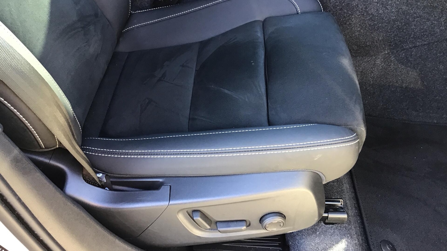 Used Volvo XC40 2025 for sale - 76766027: Photo 35