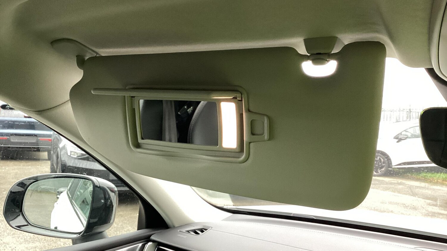 Used Volvo XC60 for sale - 77823750: Photo 26