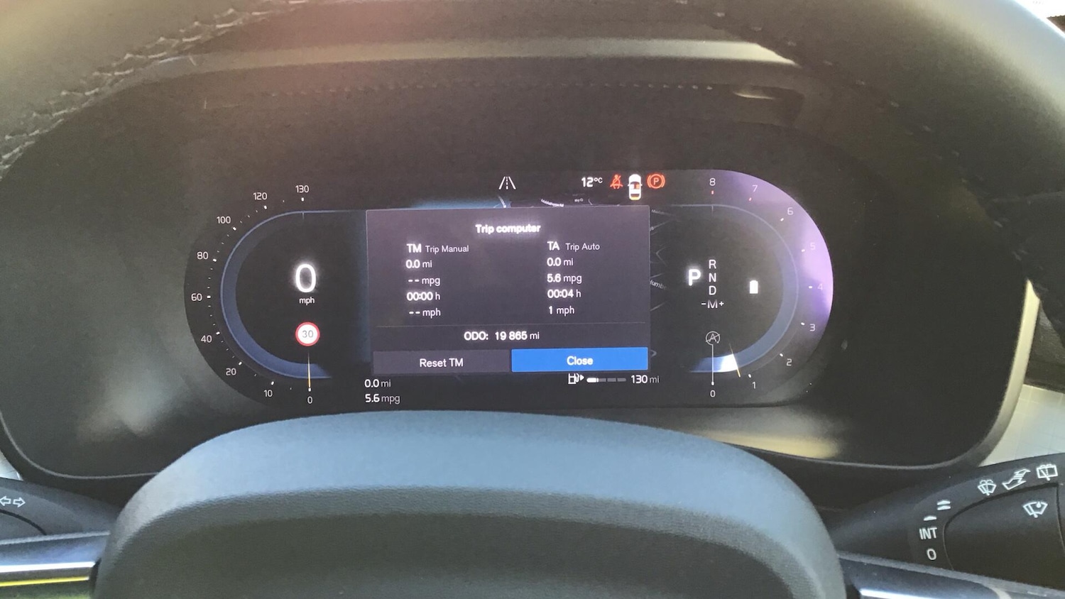 Used Volvo XC40 2023 for sale - 77253859: Photo 11