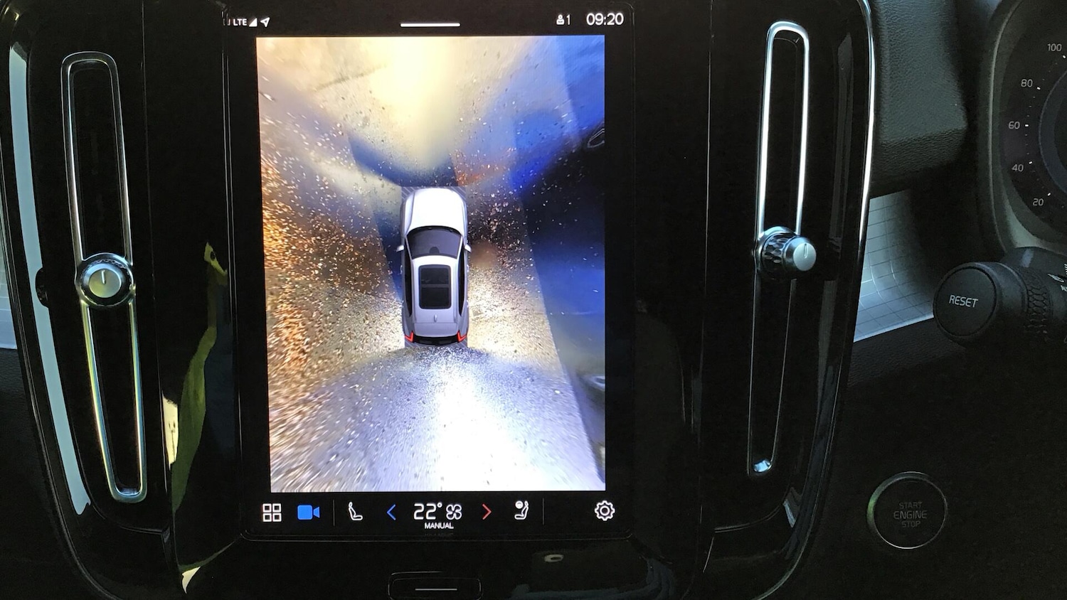 Used Volvo XC40 2023 for sale - 77253859: Photo 23