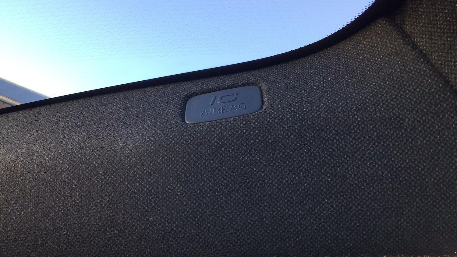 Used Volvo XC40 2023 for sale - 77253859: Photo 27