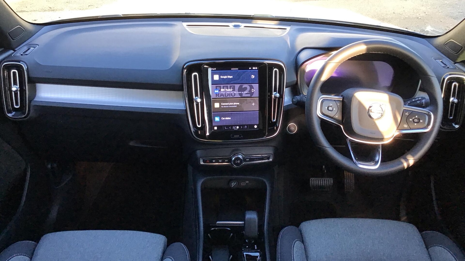 Used Volvo XC40 2023 for sale - 77253859: Photo 5