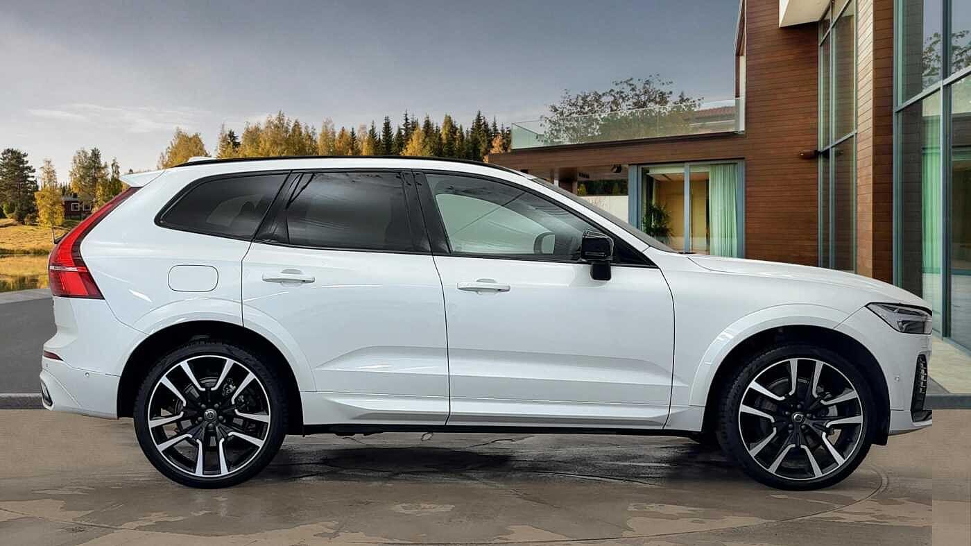 Used Volvo XC60 2024 for sale - 76824717: Photo 2