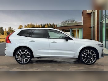 Used Volvo XC60 2024 for sale - 76824717: Photo