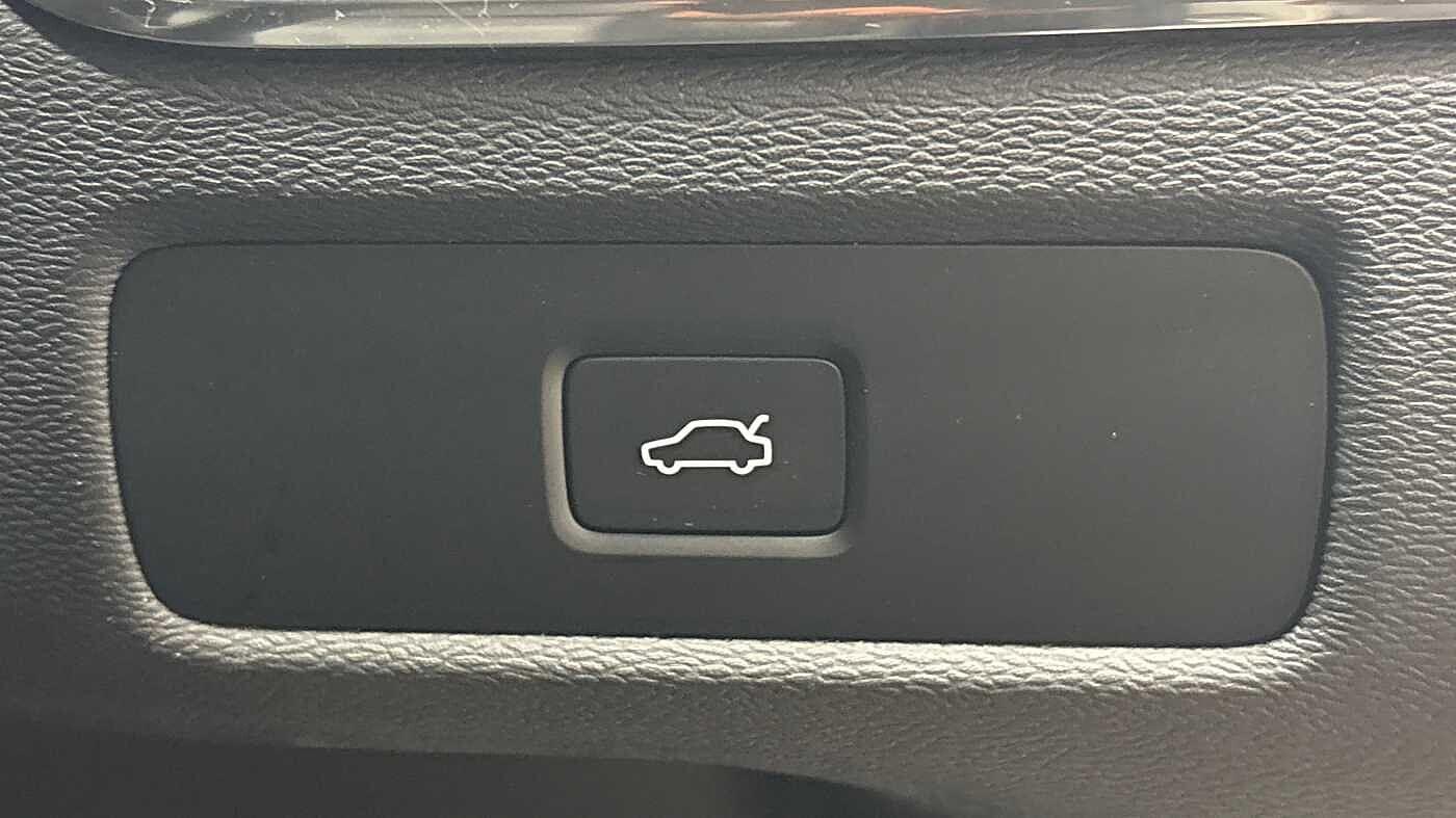 Used Volvo XC60 2024 for sale - 76824717: Photo 30