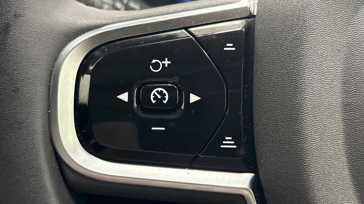 Used Volvo XC60 2024 for sale - 76824717: Photo 31