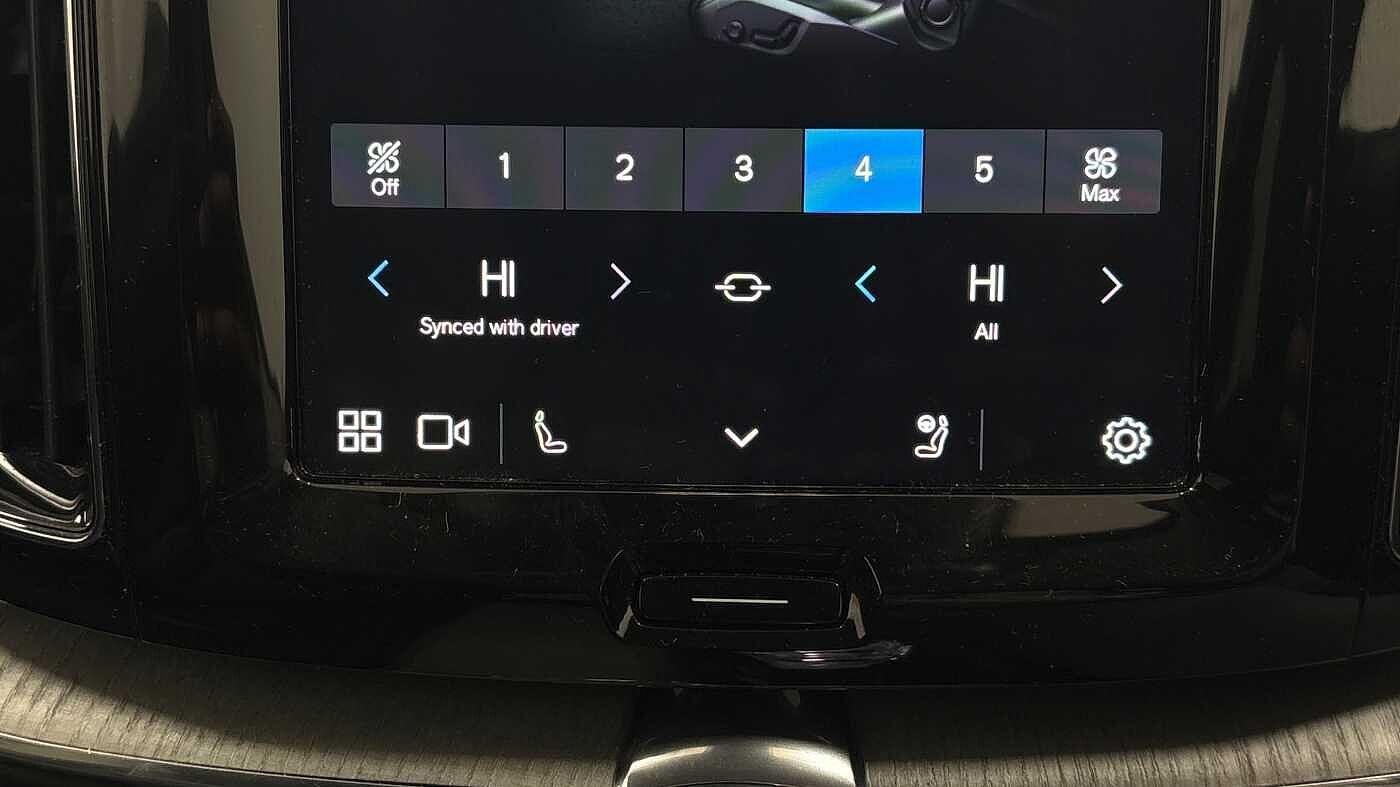 Used Volvo XC60 2024 for sale - 76824717: Photo 40