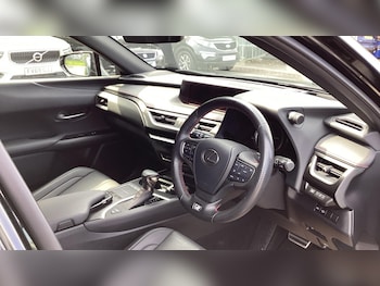 Used Lexus UX 2019 for sale - 75577913: Photo