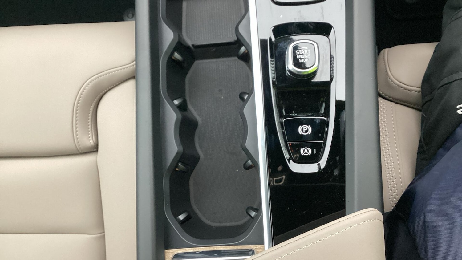 Used Volvo XC60 for sale - 77625546: Photo 15