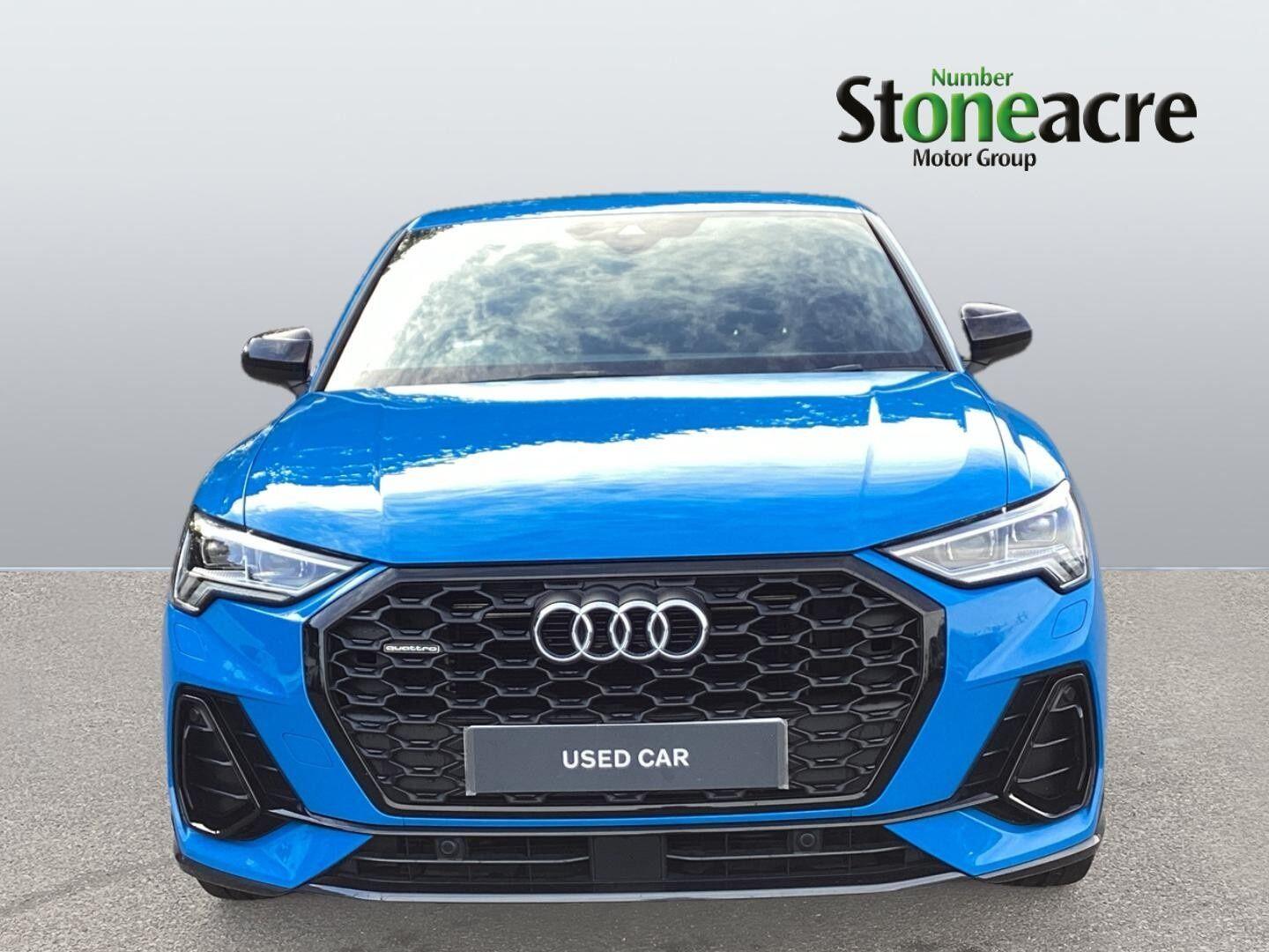 Used Audi Q3 2020 for sale - 76584186: Photo 2