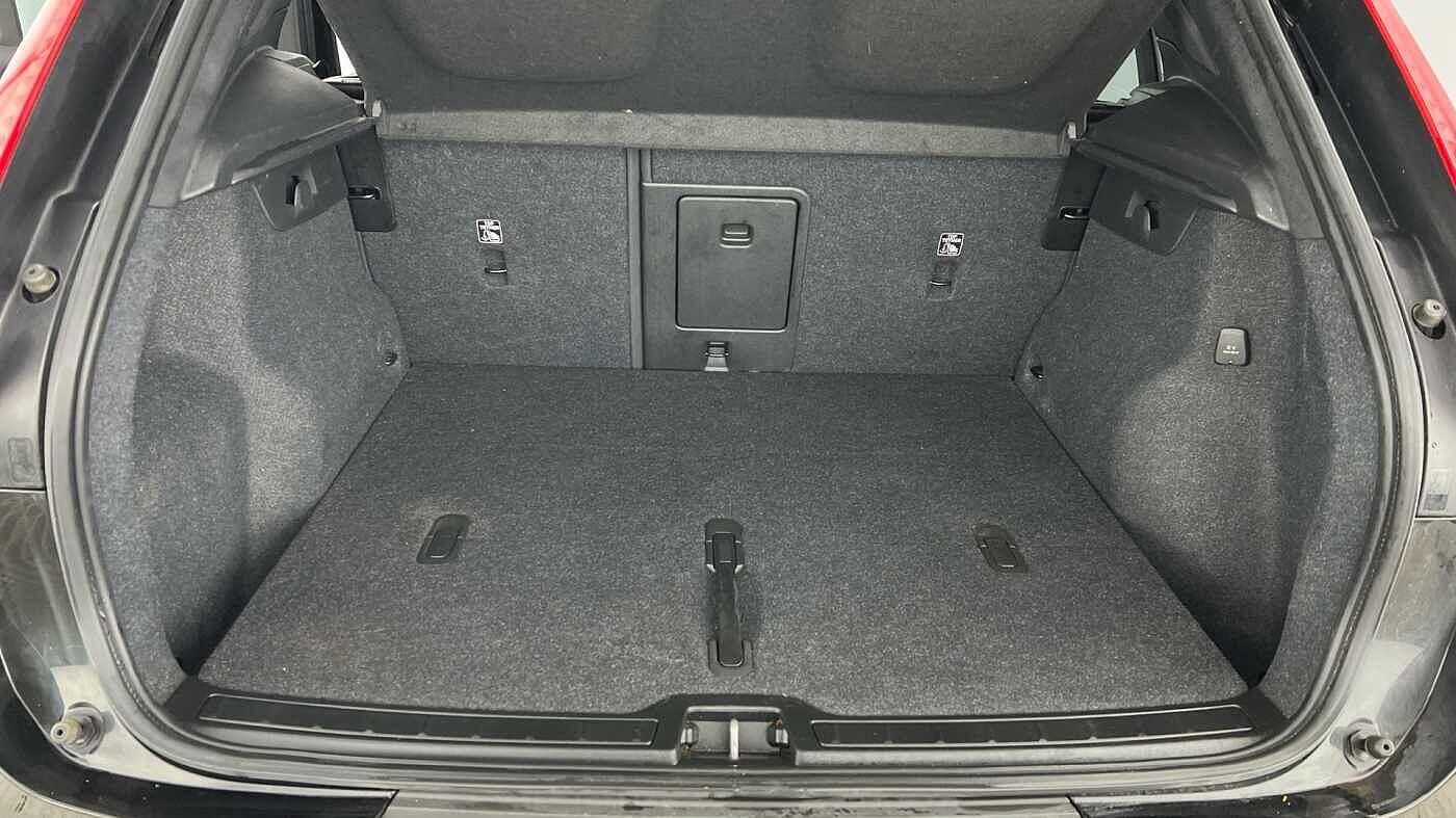 Used Volvo XC40 2023 for sale - 78157475: Photo 5