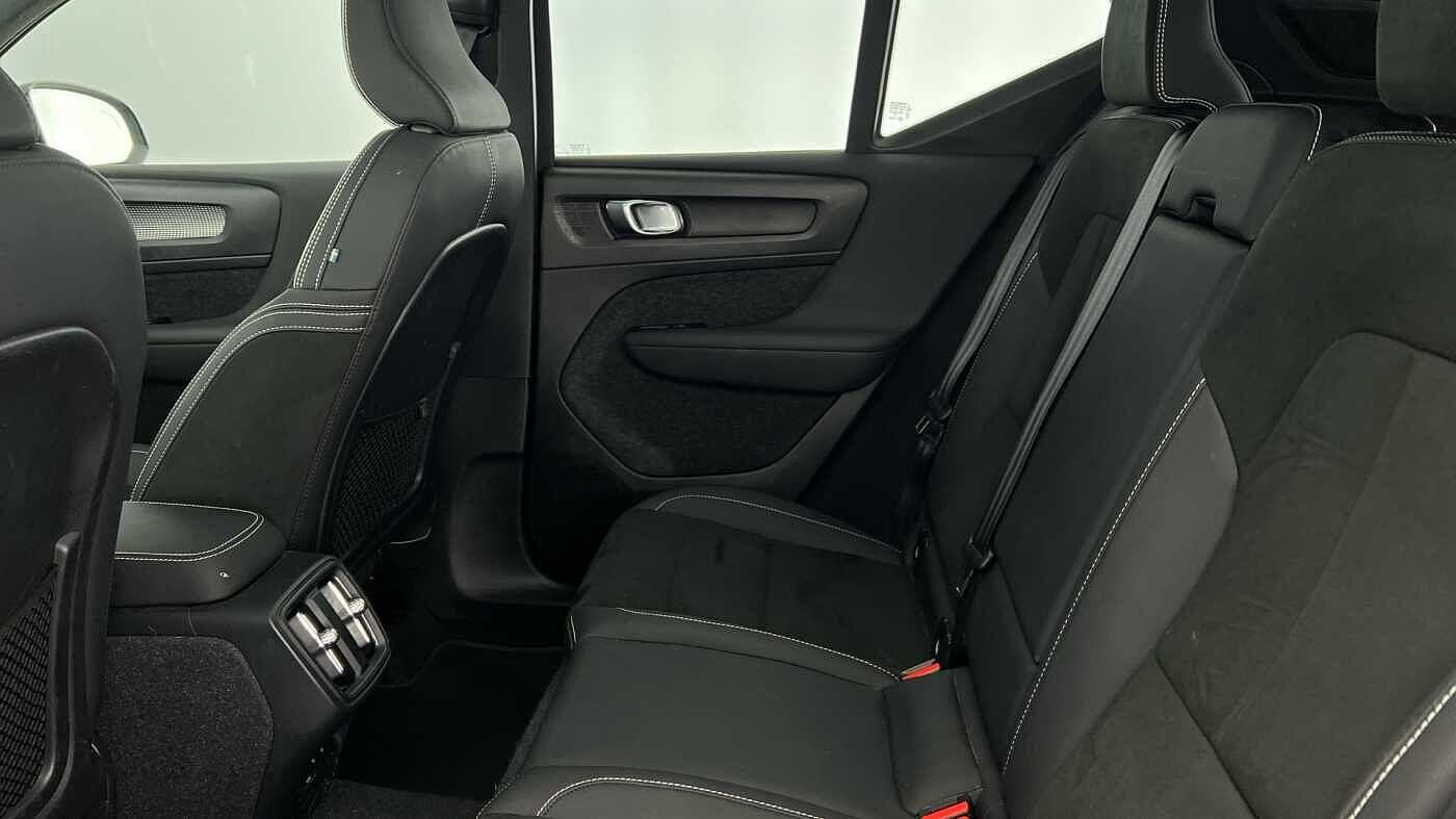 Used Volvo XC40 2023 for sale - 78157475: Photo 7