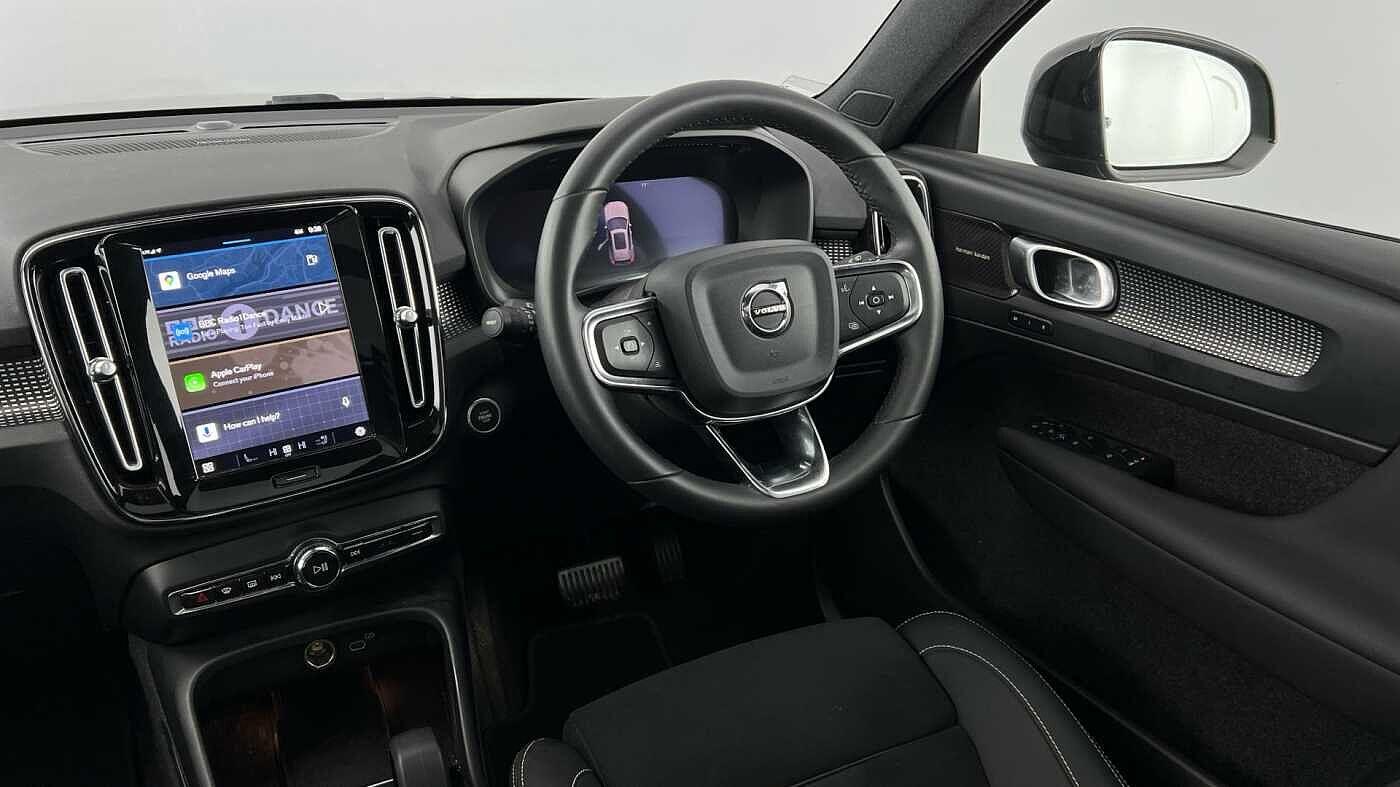 Used Volvo XC40 2023 for sale - 78157475: Photo 8