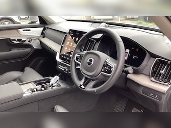Used Volvo XC90 2025 for sale - 79279314: Photo