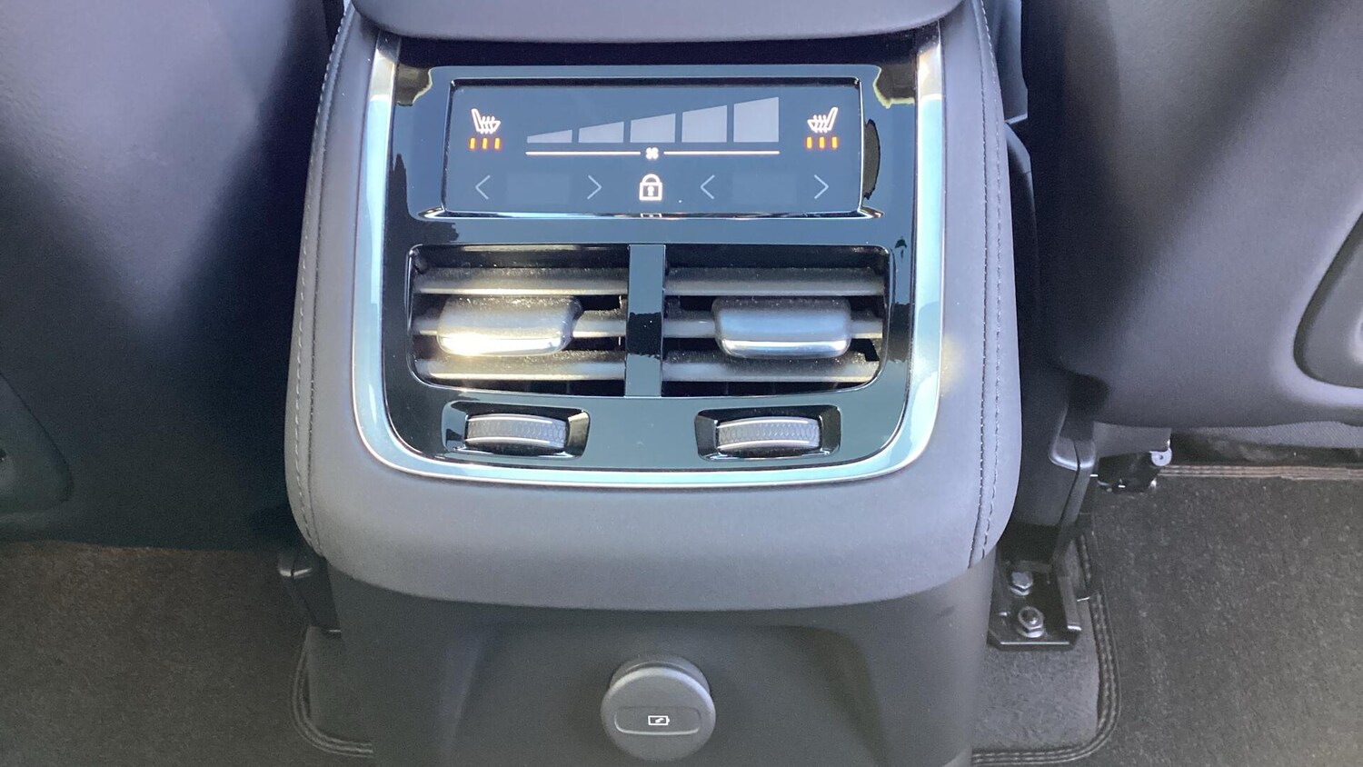 Used Volvo XC90 for sale - 77769364: Photo 38