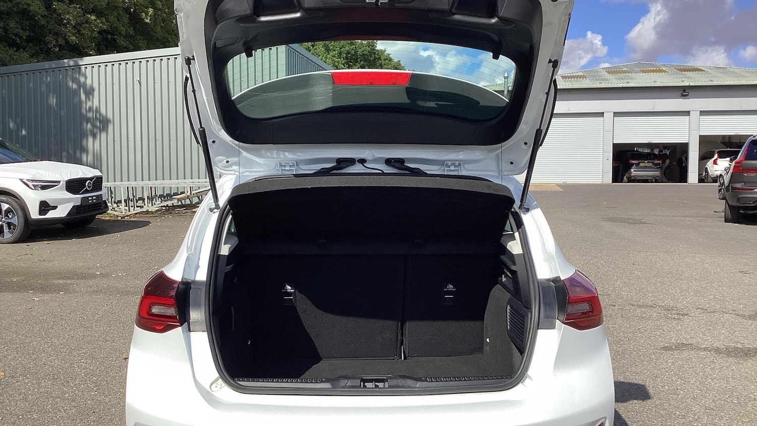 Used Ford Focus 2023 for sale - 76307565: Photo 13