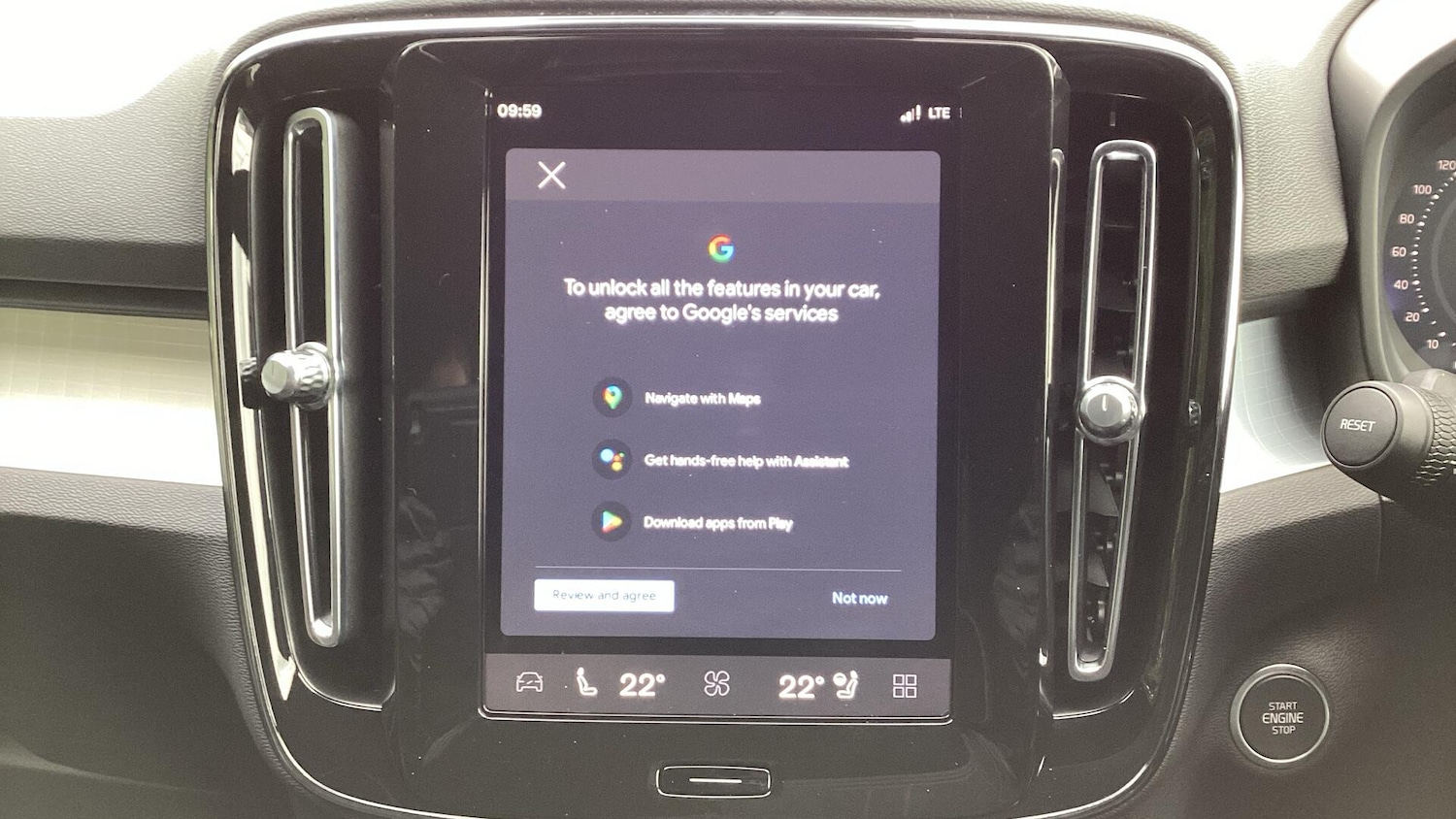 Used Volvo XC40 2025 for sale - 76072508: Photo 12