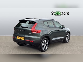 Used Volvo XC40 2025 for sale - 76072508: Photo 2