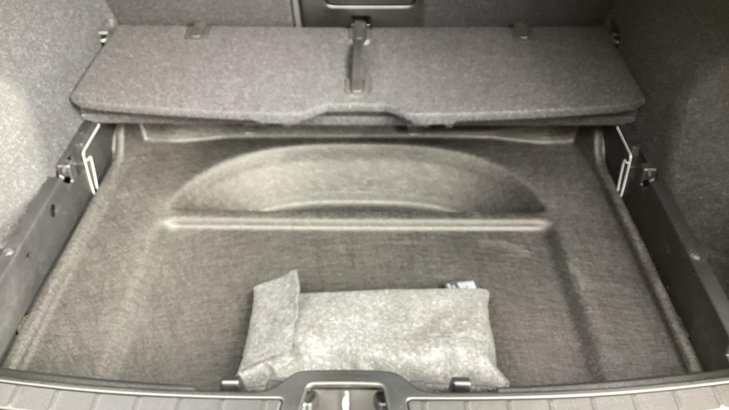 Used Volvo XC40 2025 for sale - 76072508: Photo 39