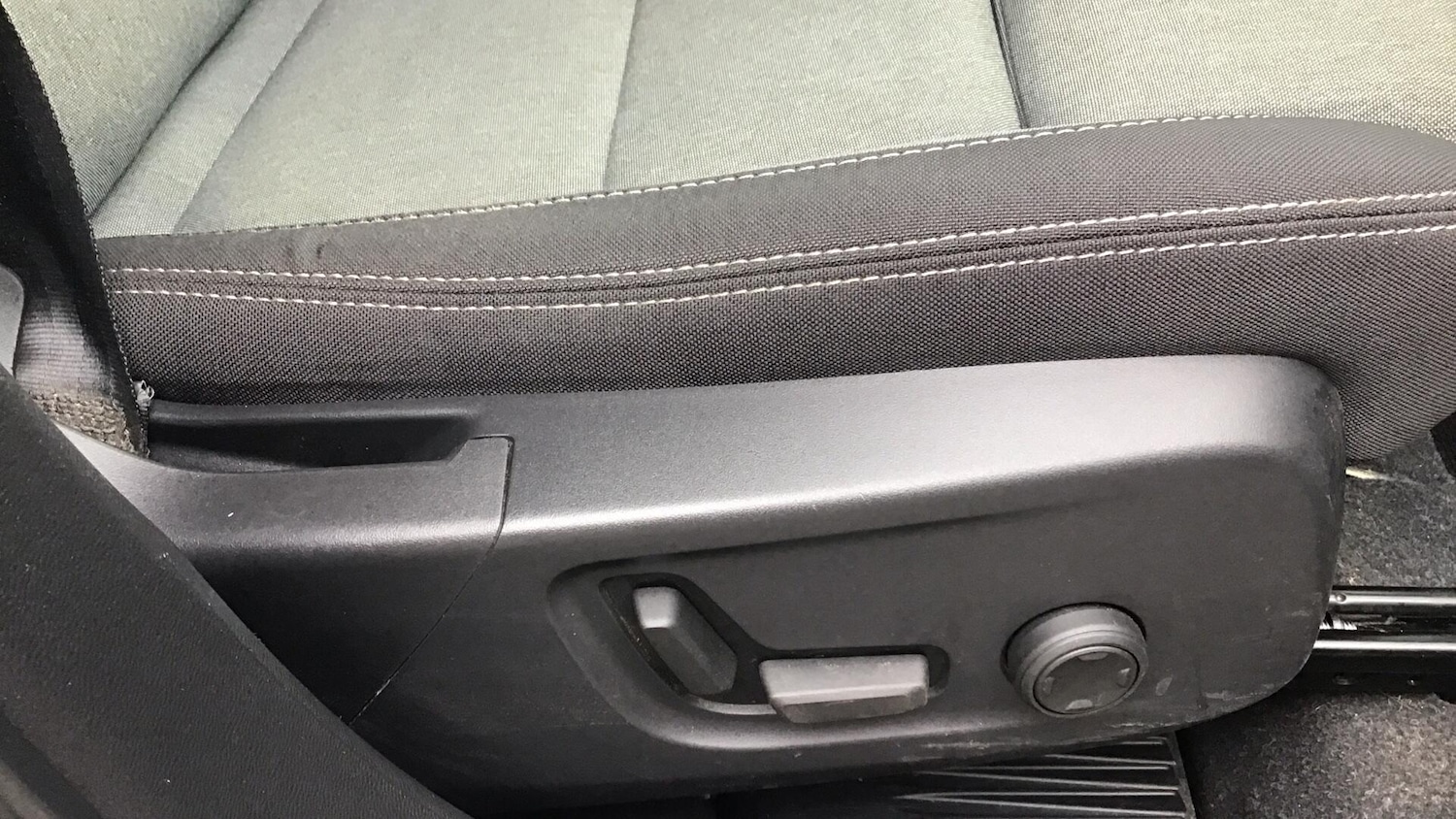 Used Volvo XC40 2023 for sale - 76295797: Photo 35