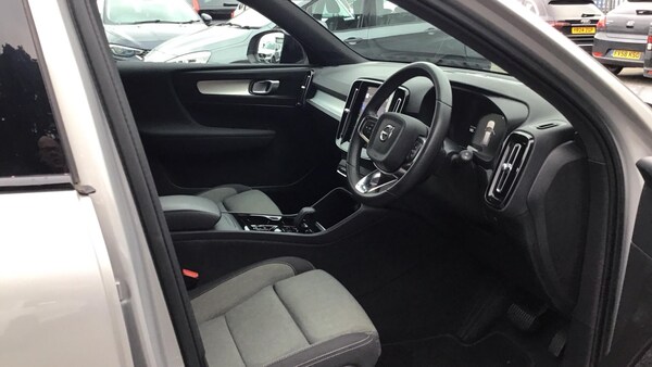 Used Volvo XC40 2023 for sale - 76295797: Photo 4