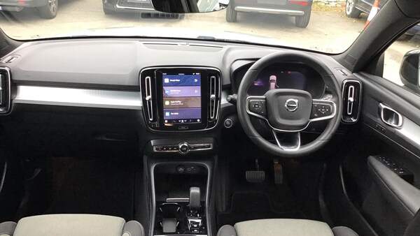 Used Volvo XC40 2023 for sale - 76295797: Photo 5