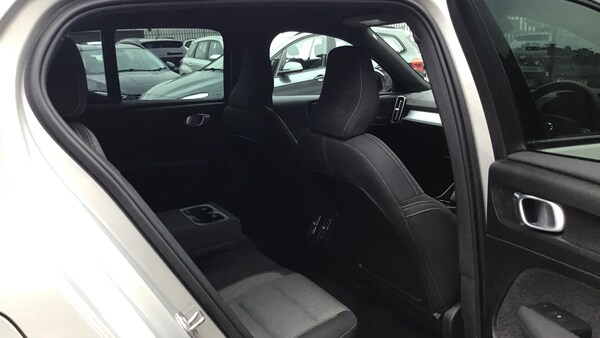 Used Volvo XC40 2023 for sale - 76295797: Photo 6