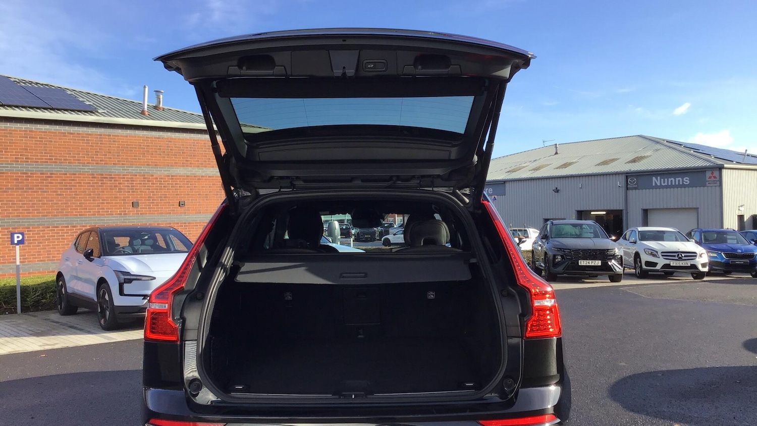 Used Volvo XC60 2019 for sale - 76608539: Photo 13