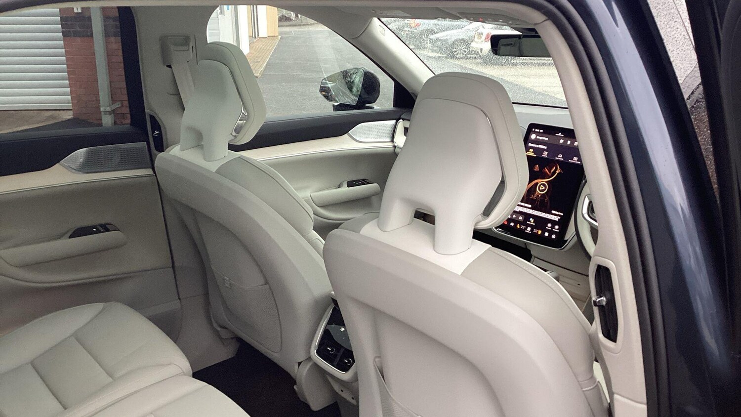 Used Volvo EX90 for sale - 77411858: Photo 33