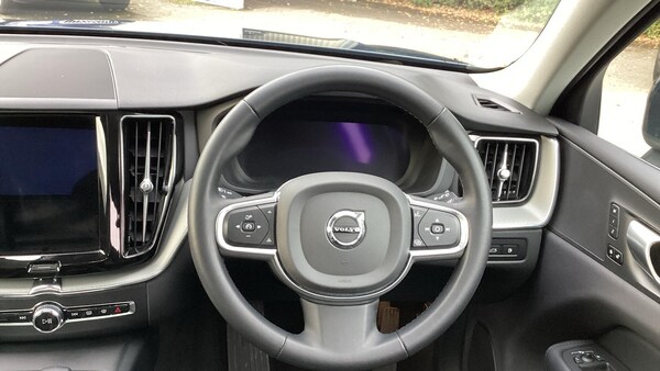 Used Volvo XC60 2023 for sale - 75782201: Photo 10