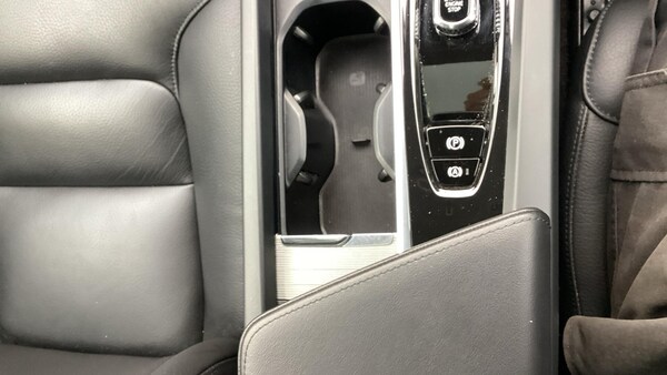Used Volvo XC60 2023 for sale - 75782201: Photo 15