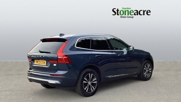 Used Volvo XC60 2023 for sale - 75782201: Photo 2