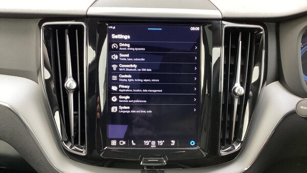 Used Volvo XC60 2023 for sale - 75782201: Photo 34