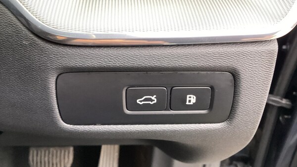 Used Volvo XC60 2023 for sale - 75782201: Photo 39