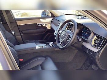 Used Volvo XC90 2025 for sale - 77230643: Photo