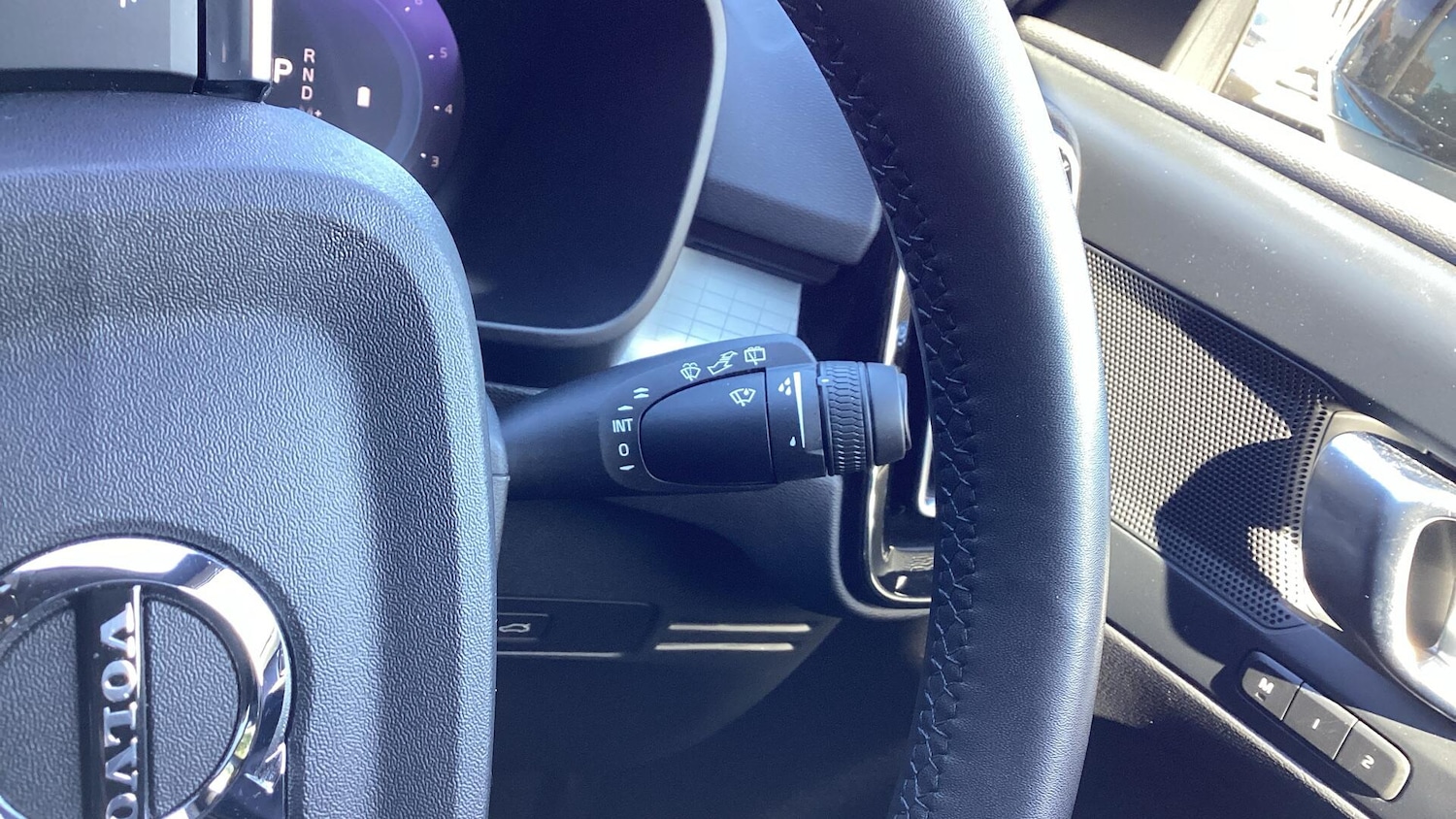 Used Volvo XC40 2023 for sale - 76551044: Photo 34