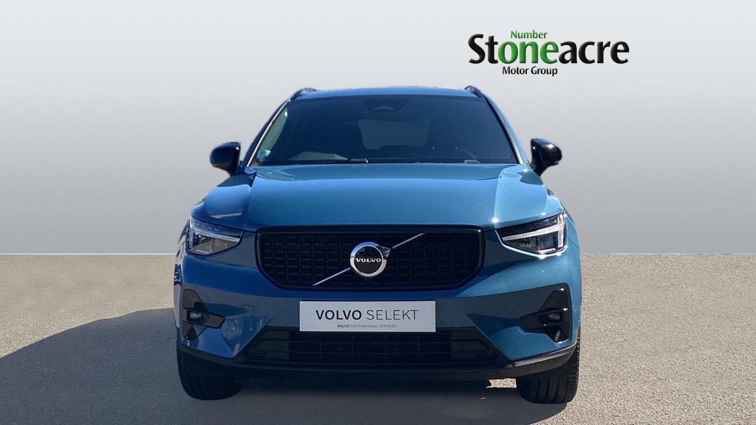 Used Volvo XC40 2023 for sale - 76551044: Photo 8