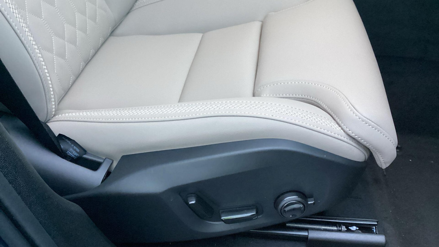 Used Volvo XC60 2026 for sale - 77612069: Photo 17