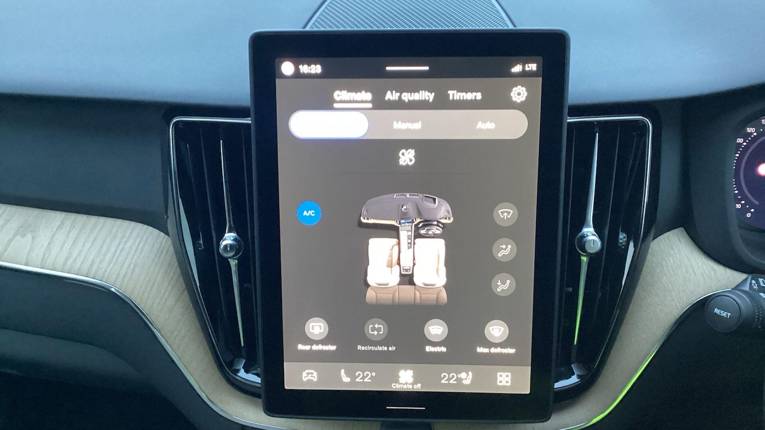 Used Volvo XC60 2026 for sale - 77612069: Photo 27