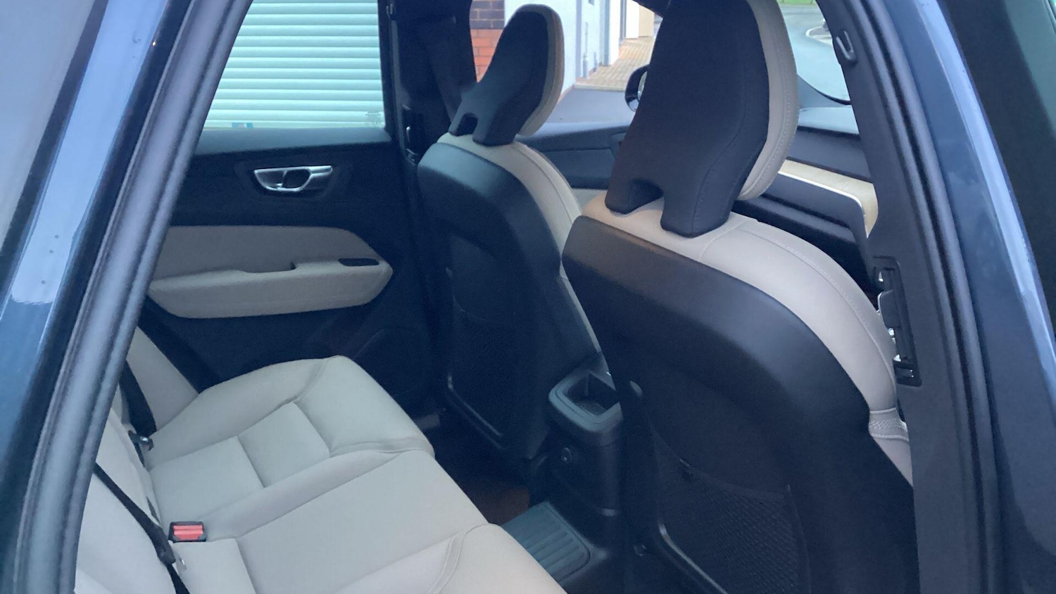 Used Volvo XC60 2026 for sale - 77612069: Photo 9