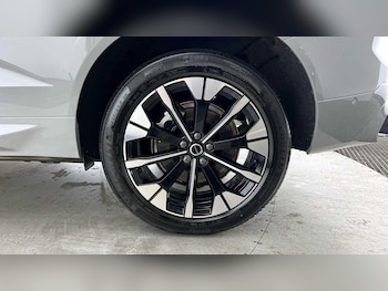 Used Volvo XC60 2025 for sale - 78934879: Photo
