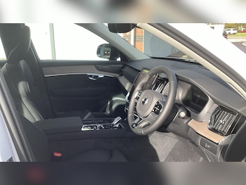 Used Volvo XC90 2025 for sale - 76314543: Photo