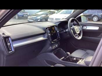 Used Volvo XC40 2024 for sale - 75023160: Photo